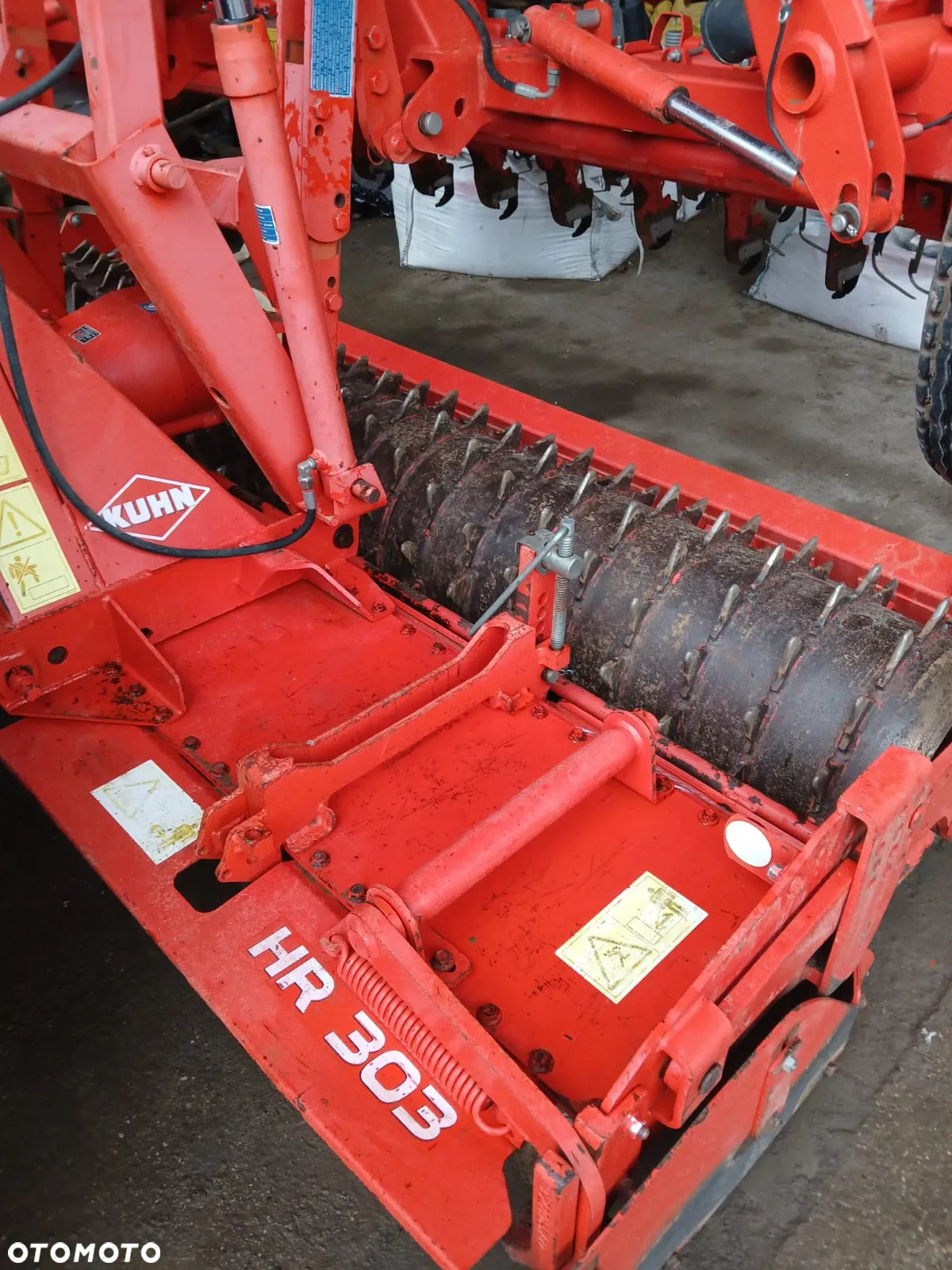 Kuhn HR303 +Premia 300 - 2