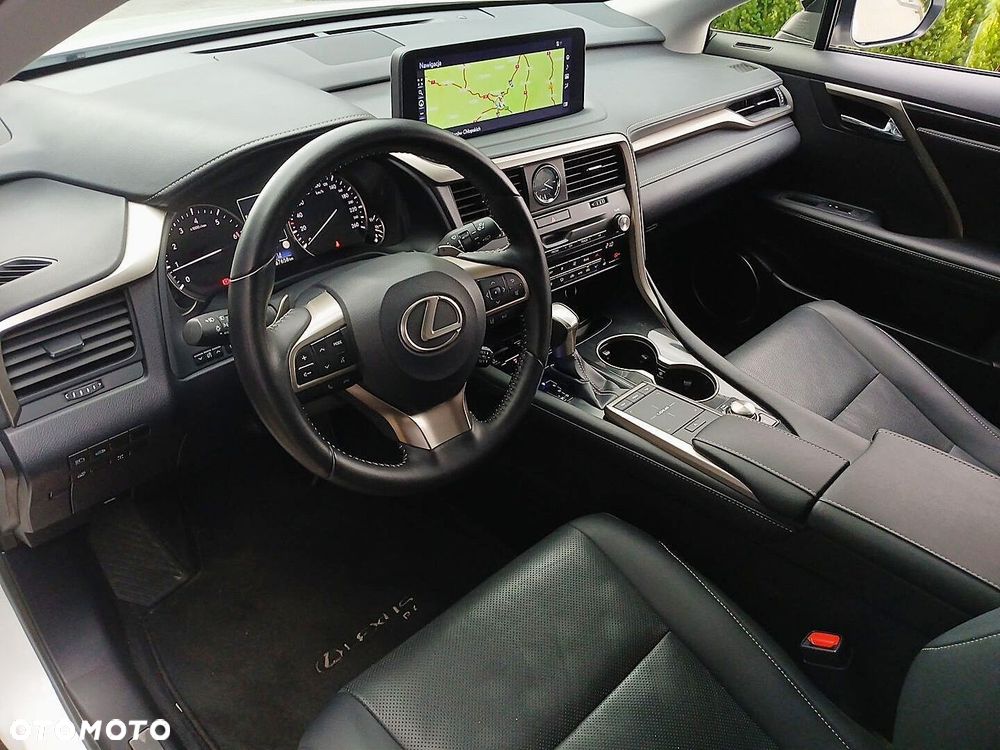 Lexus RX - 17