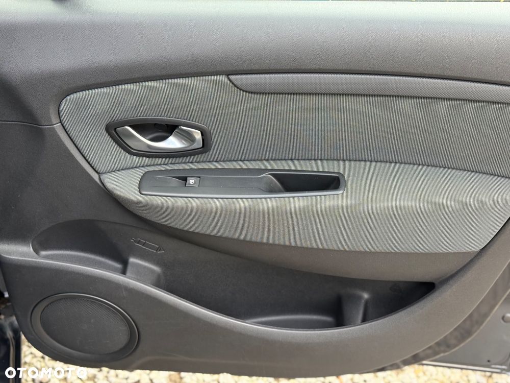 Renault Scenic - 24