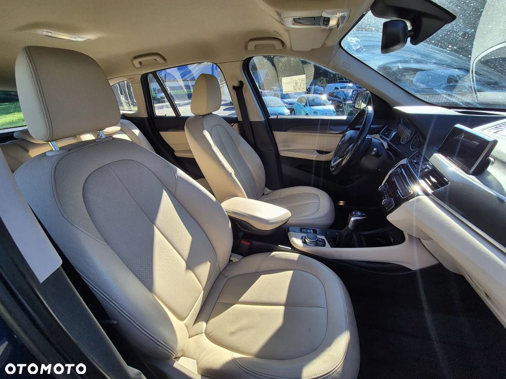 BMW X1 xDrive20d xLine sport - 24