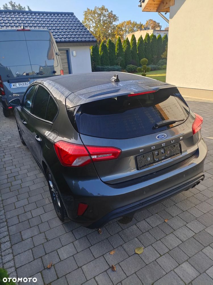 Ford Focus - 37