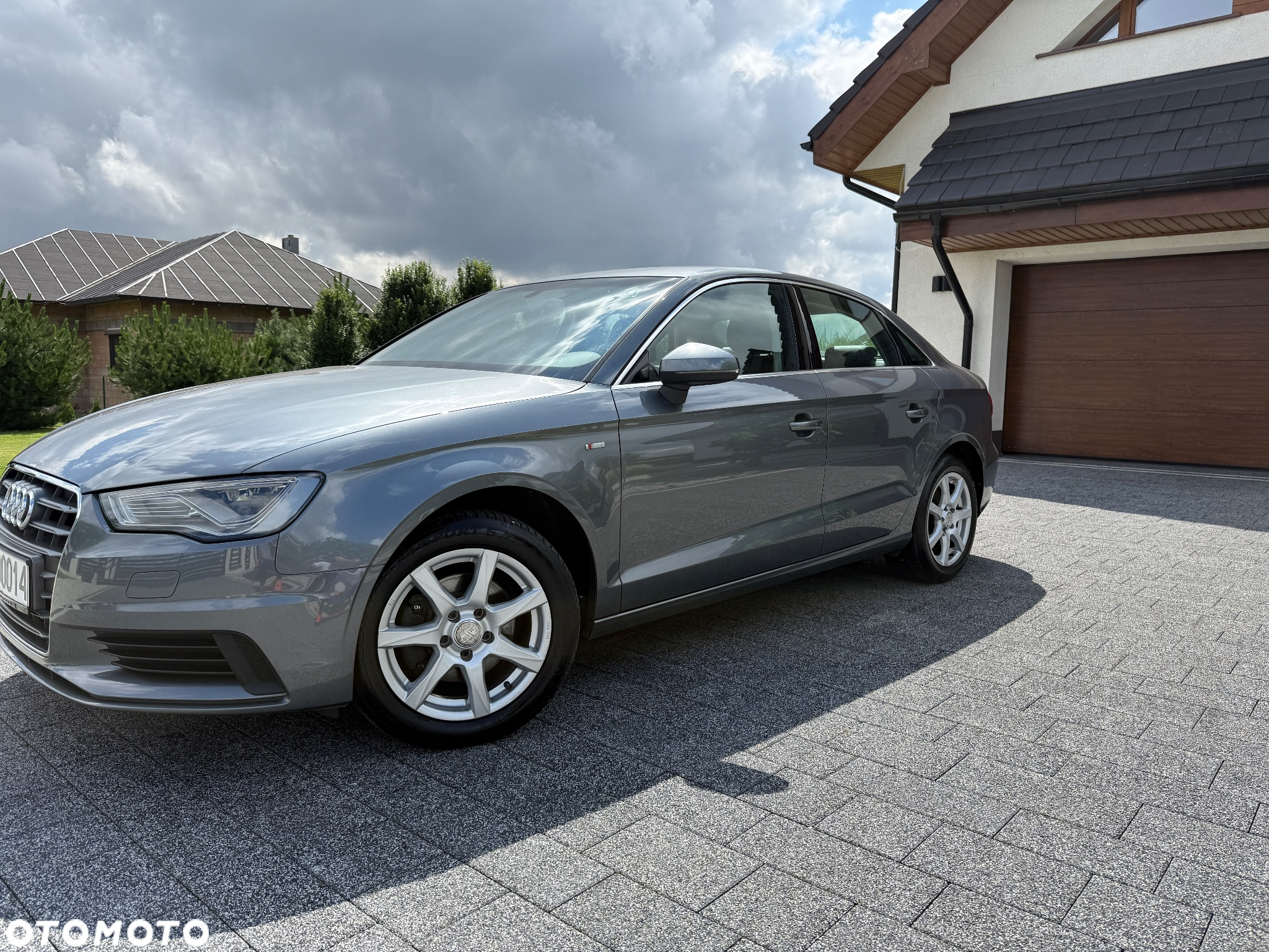 Audi A3 1.4 TFSI Limousine Ambiente - 2