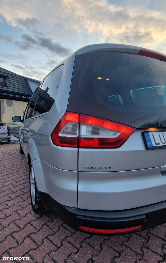 Ford Galaxy - 17