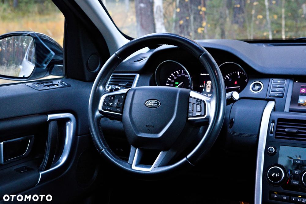 Land Rover Discovery Sport 2.0 TD4 HSE - 38