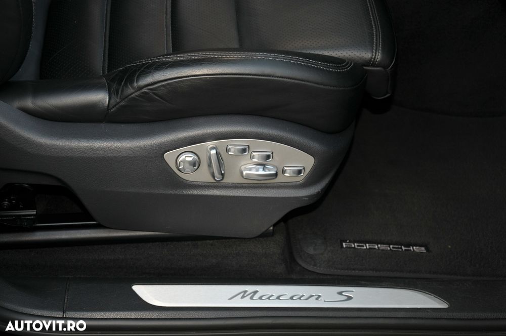 Porsche Macan - 17