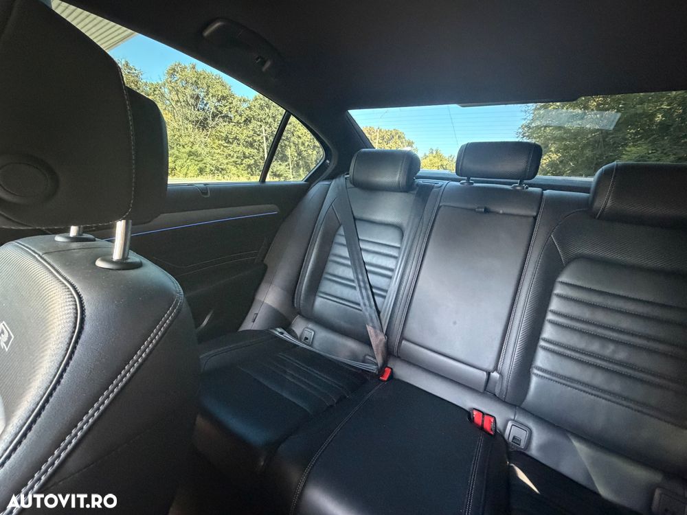 Volkswagen Passat 2.0 BiTDI DSG 4Mot Highline - 11
