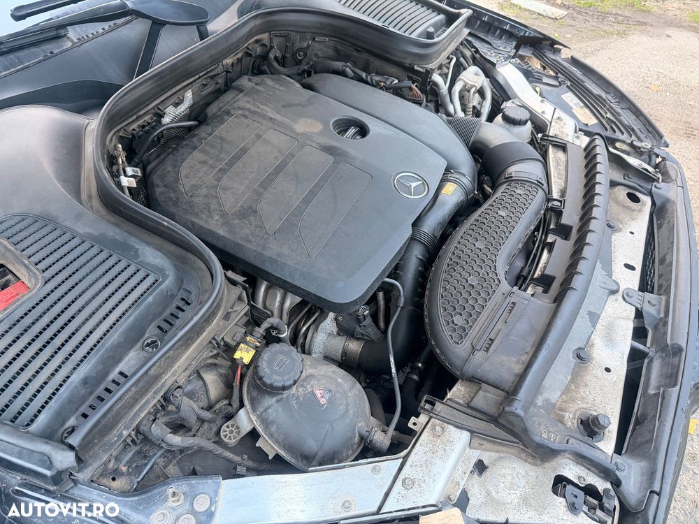 Mercedes-Benz GLC Coupe 300 4MATIC MHEV - 11