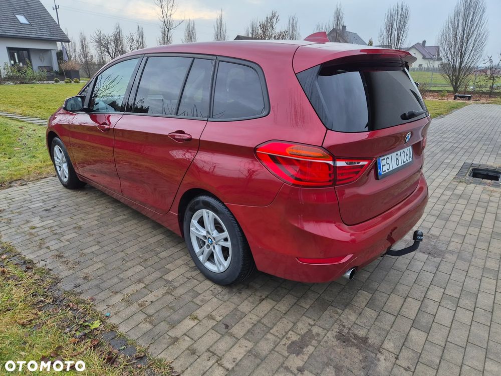BMW Seria 2 216d - 4
