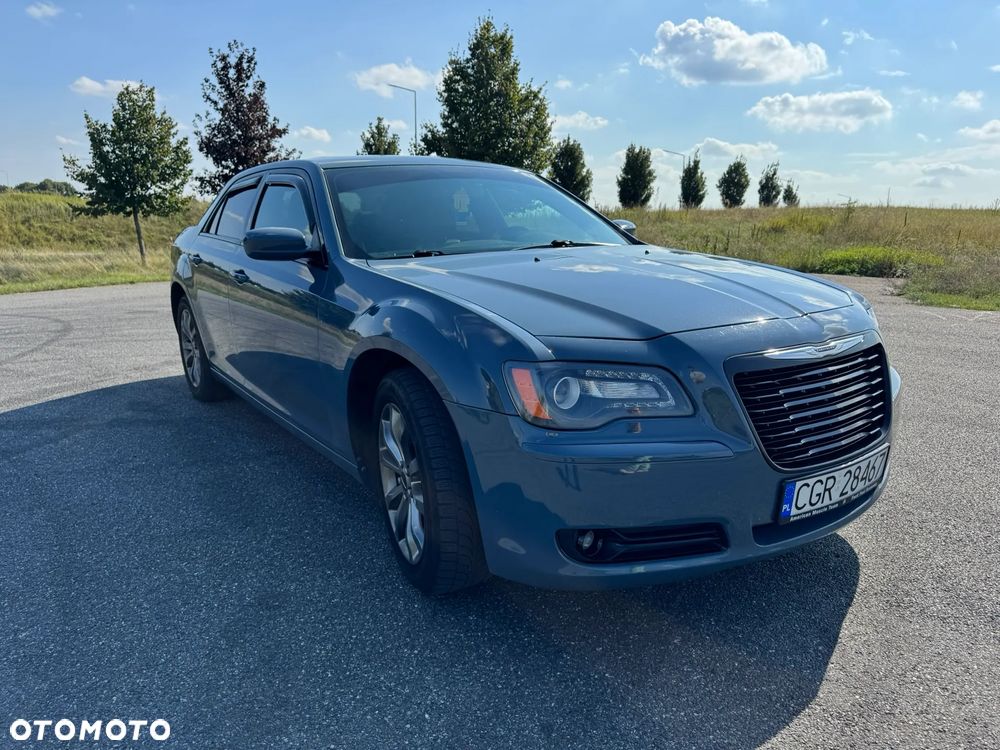Chrysler 300s - 14