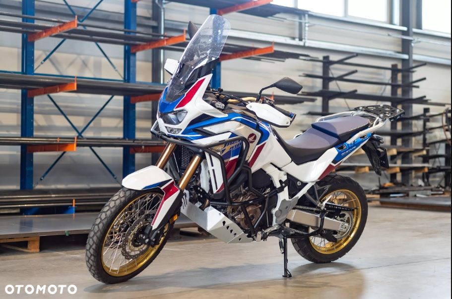 HONDA AFRICA TWIM 1100 owiewka osłona boczek zbiornik silnik zawieszenie set podnóżek swap siedzenie chłodnica regulator moduł przełącznik przekaźnik licznik wiązka tłumik czasza wypełnienie licznik gaźnik silnik stelaż