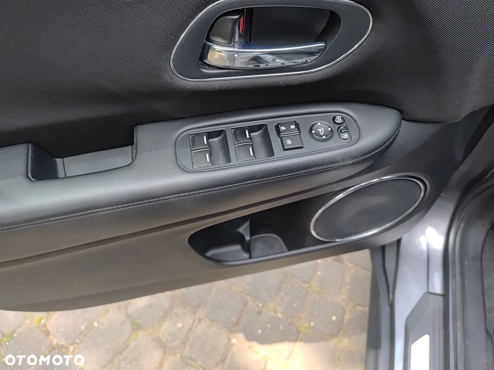 Honda HR-V 1.5 Elegance (ADAS) CVT - 12