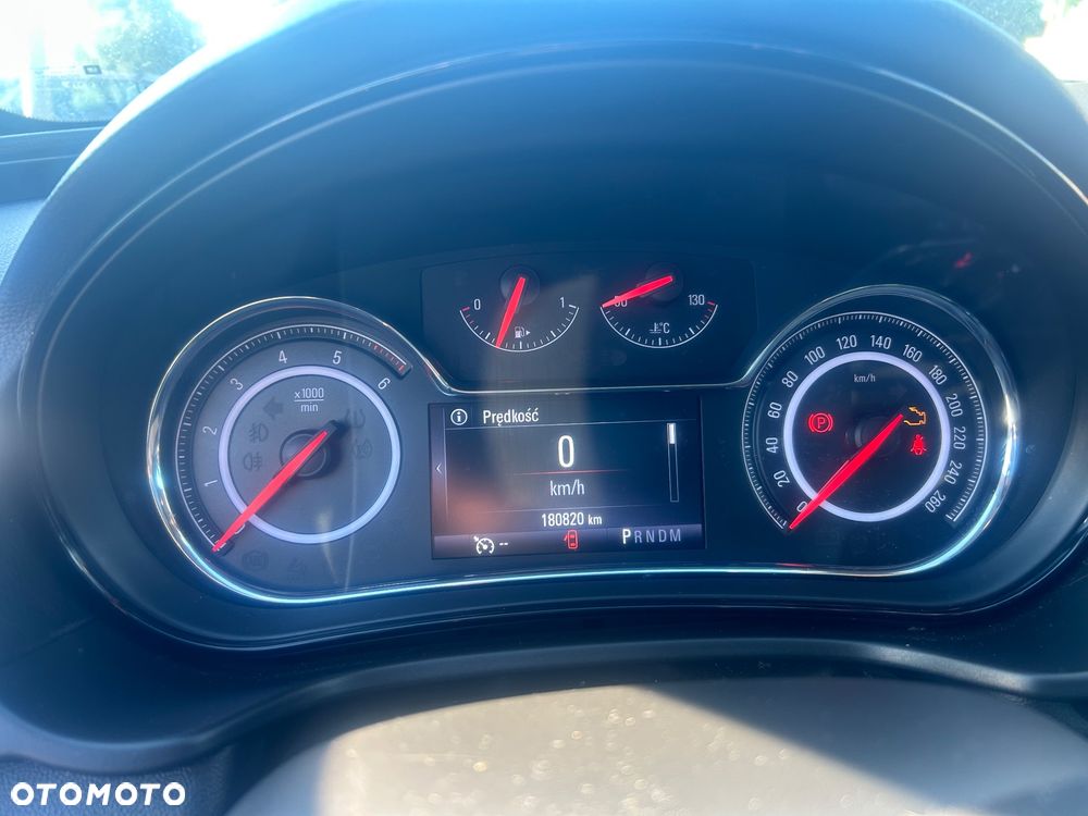 Opel Insignia - 4