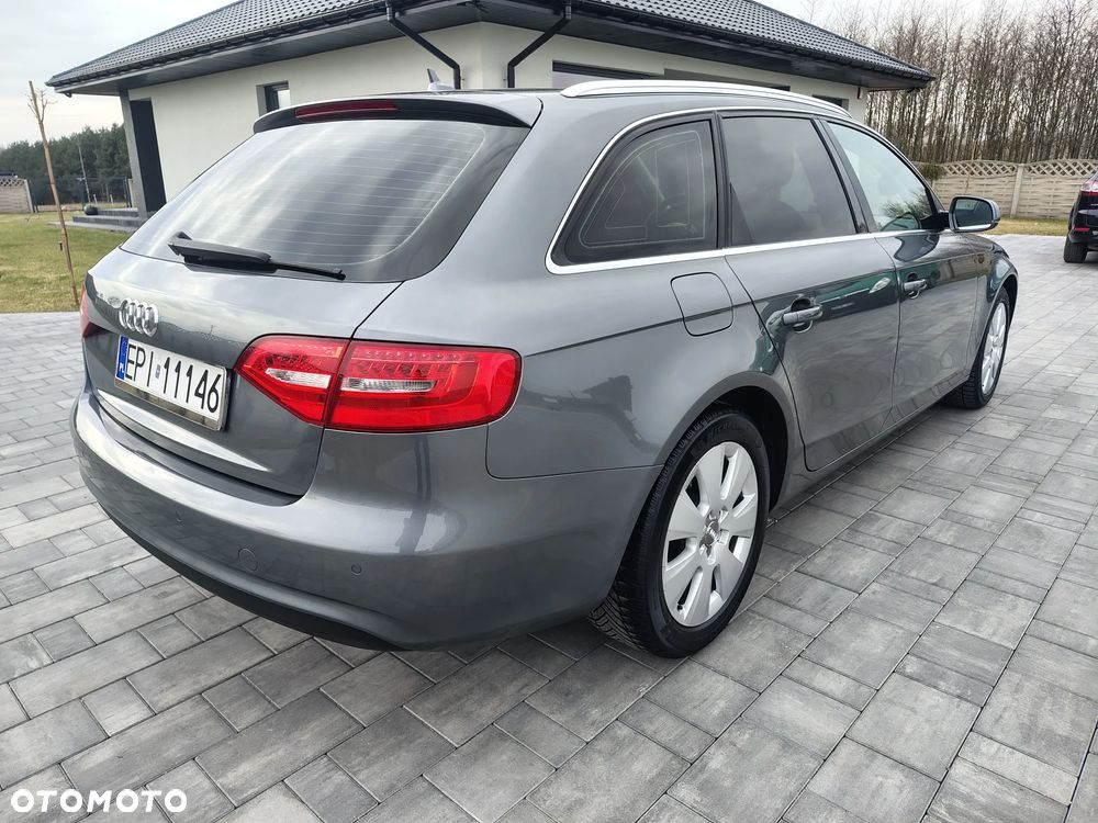 Audi A4 Avant 2.0 TDI DPF quattro S tronic Attraction - 10