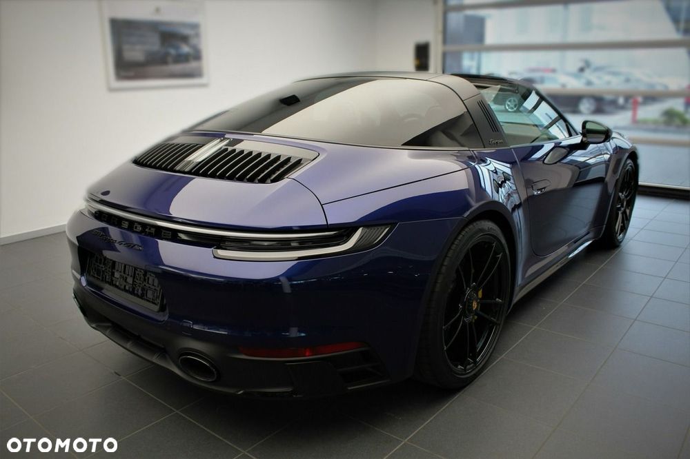 Porsche 911 - 8