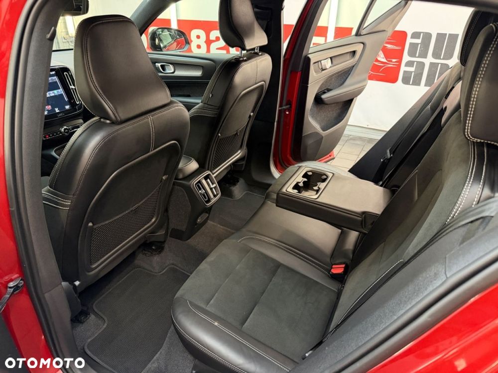 Volvo XC 40 - 34