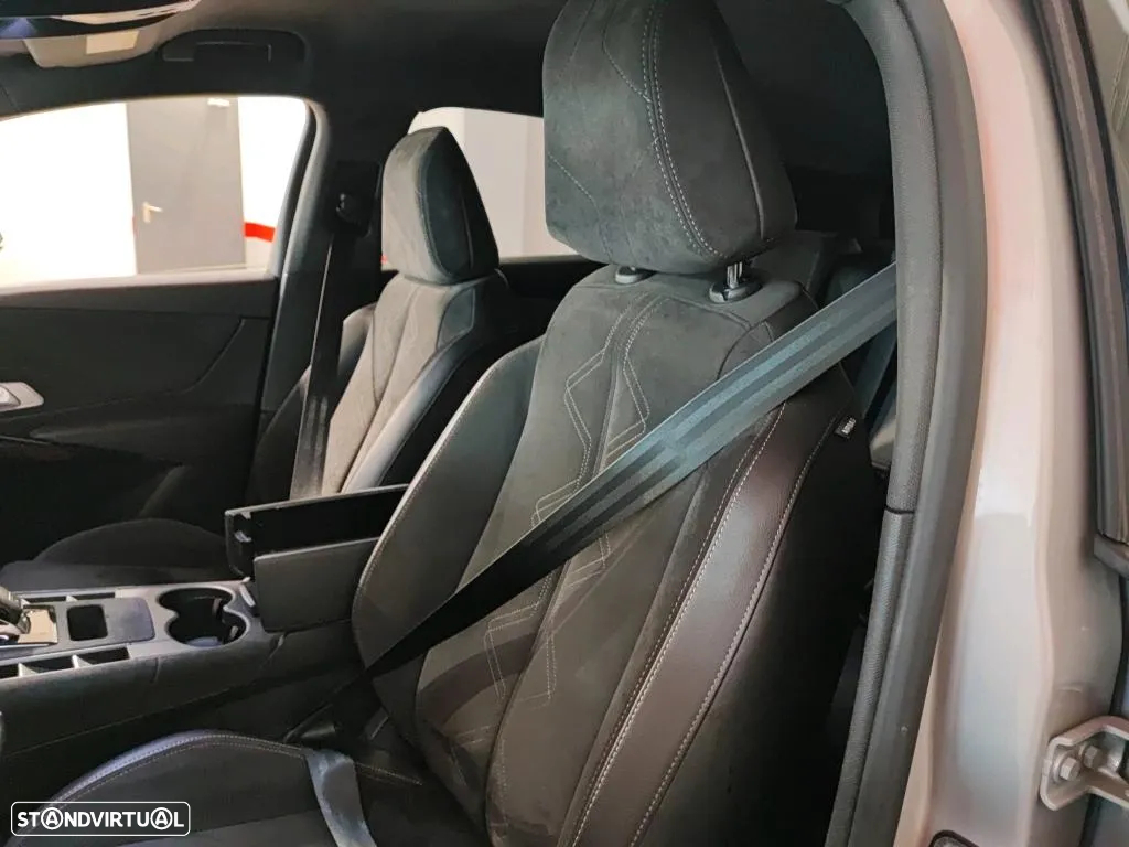 DS DS7 Crossback 1.5 BlueHDi Performance Line EAT8 - 3