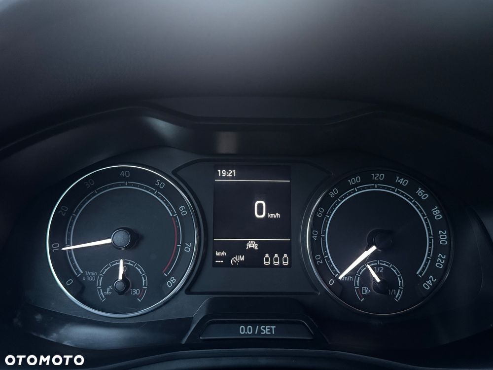 Skoda Kamiq 1.5 TSI Ambition - 24