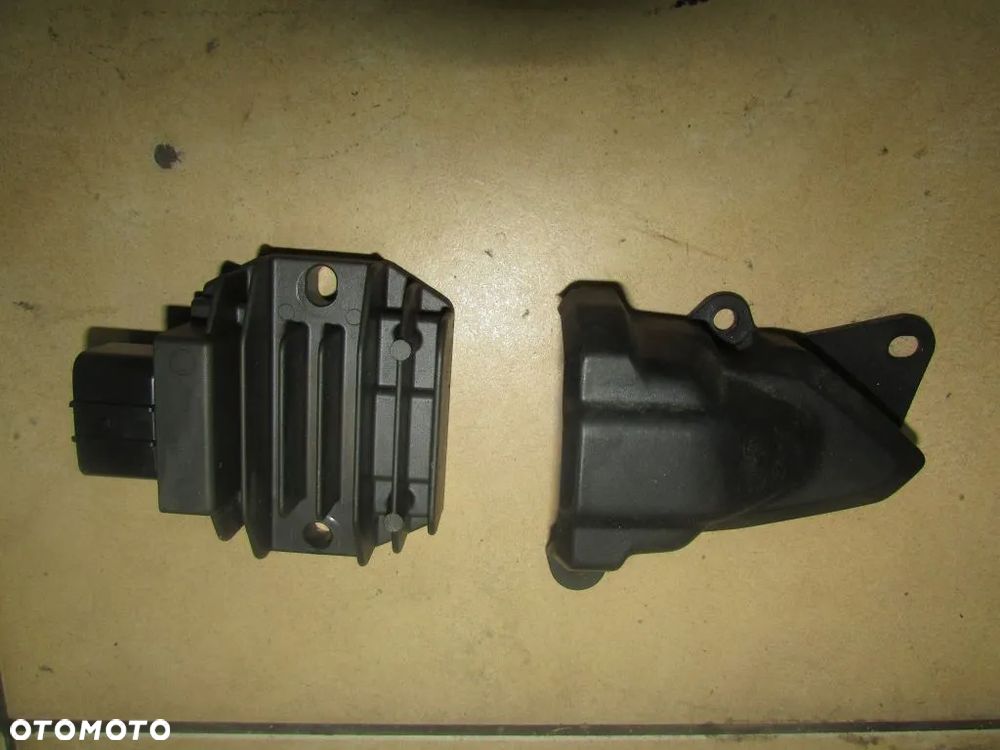 Yamaha MT 09 TRACER GT 21+ regulator napięcia - 1