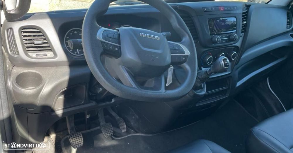 Iveco Daily 2.3 35S14HV 3520 3L c/IVA - 4