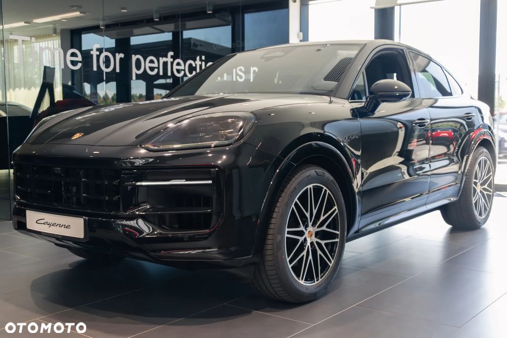 Porsche Cayenne E-Hybrid PHEV Black Edition - 2