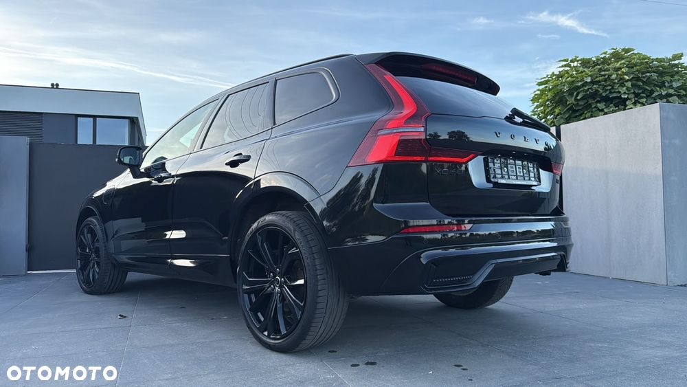Volvo XC 60 T8 Plug-In Hybrid AWD Ultra Black Edition - 11