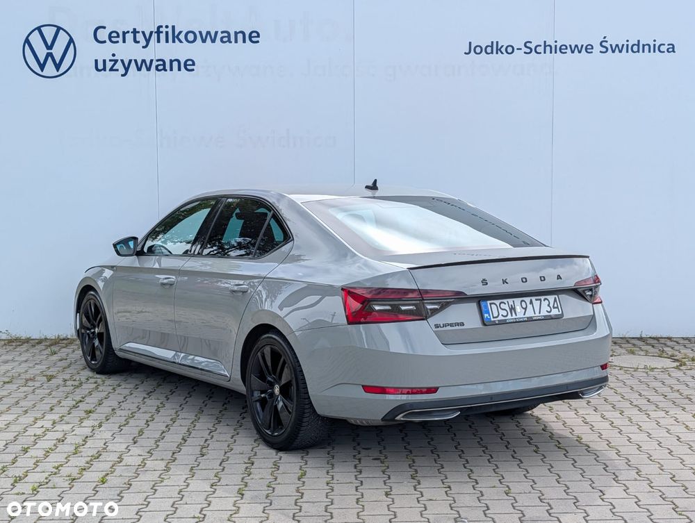 Skoda Superb 1.5 TSI ACT Sportline - 4