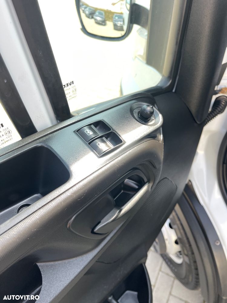 Iveco Daily Doka 70C18 6LOCURI  LIFT  KOFFER - 31