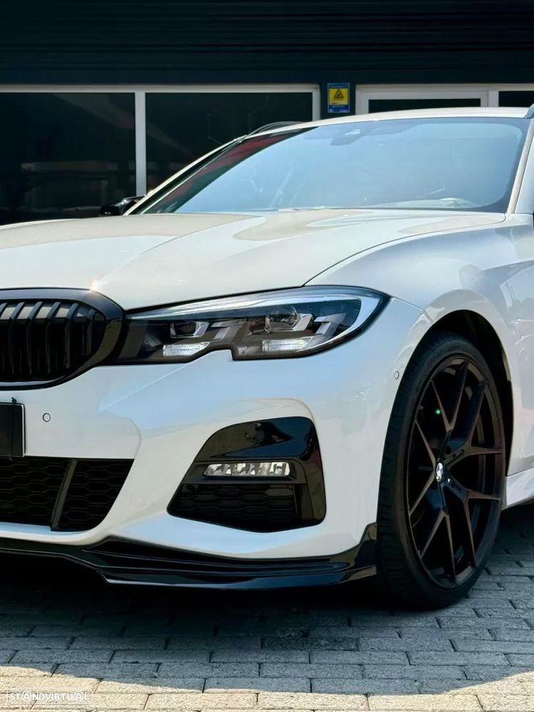 BMW 320 d Touring Pack Desportivo M Auto - 4