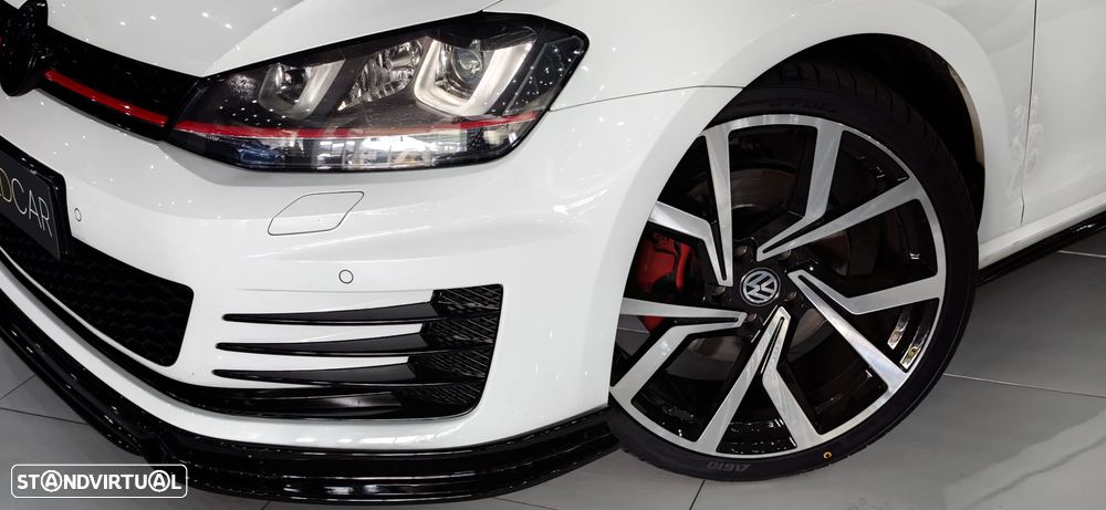 VW Golf - 14