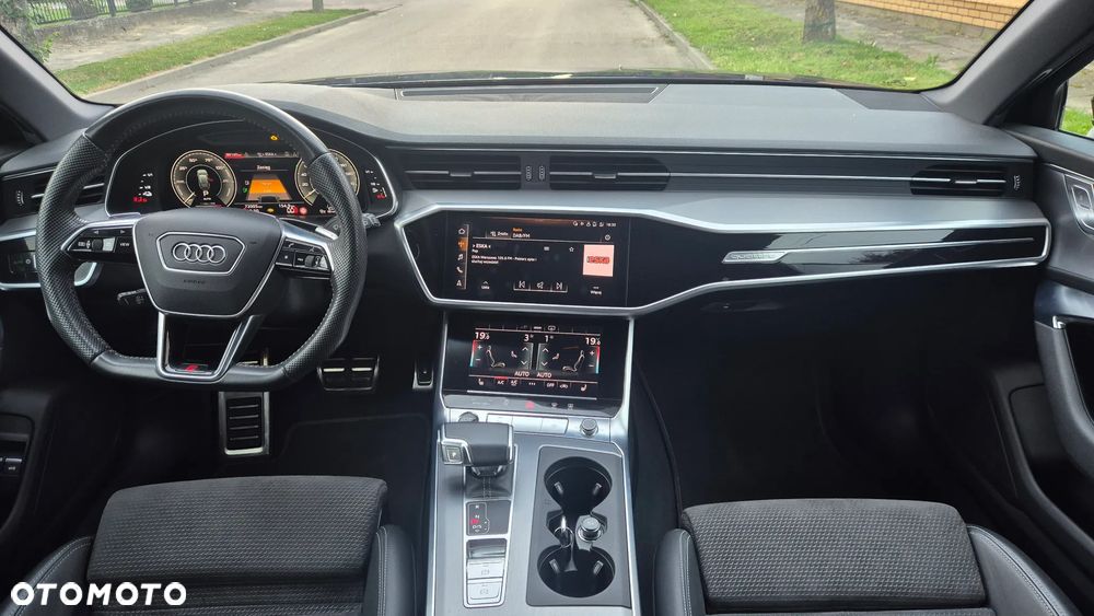 Audi A6 Avant 55 TFSI e quattro S tronic sport - 16