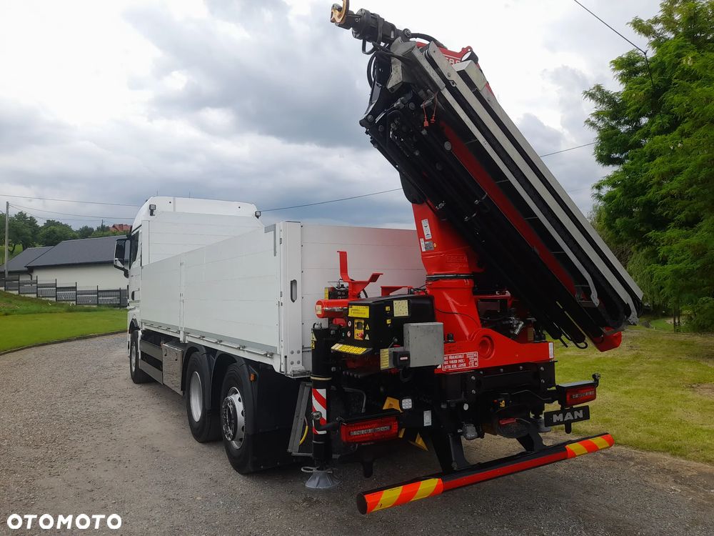 MAN TGX 26.470 6x2-4  OŚ PODWIESZANA - SKRĘTNA, HDS Dzwig Żuraw Fassi F235 + 5/6 funkcja chwytak/rotator + RADIO!!! Skrzynia 660x250cm - 24