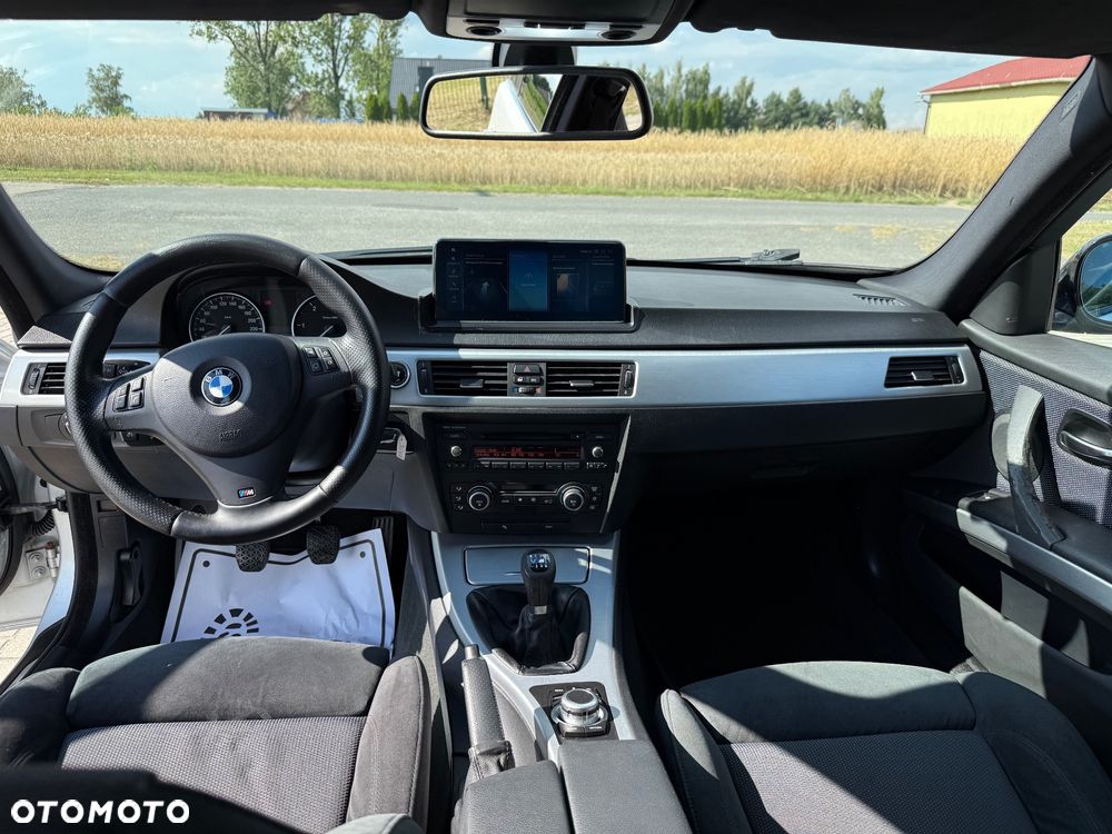 BMW Seria 3 320d Efficient Dynamic Edition Sport Line - 6