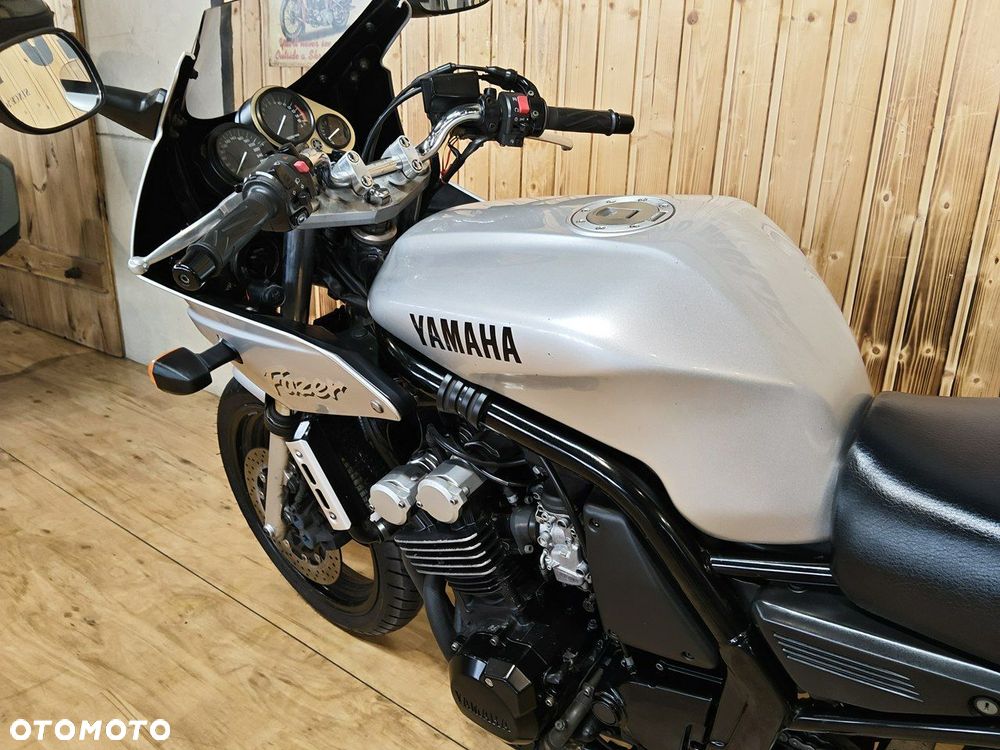 Yamaha Inny - 3