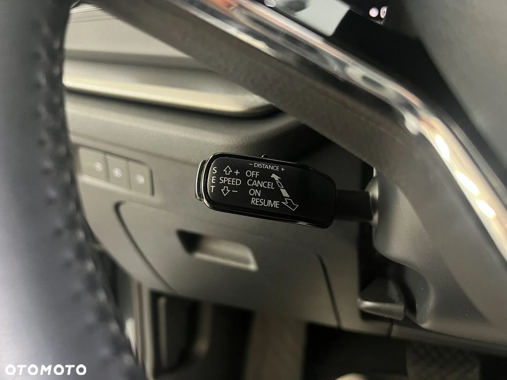 Skoda Octavia 2.0 TDI SCR Ambition DSG - 21