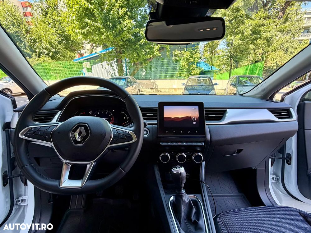 Renault Captur MHEV 140 Techno - 19