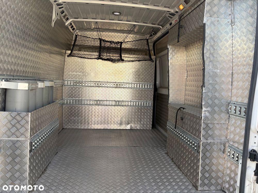 Fiat Ducato L2H2 blaszak serwisowka , winda boczna - 9