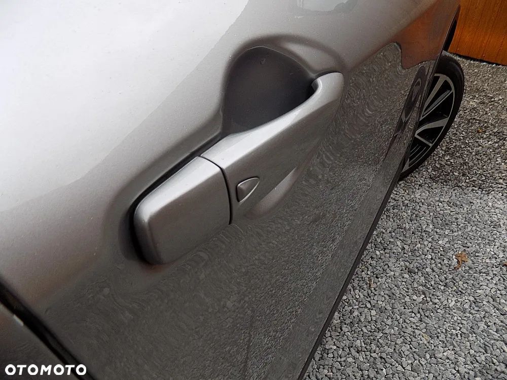 Nissan Qashqai 1.2 DIG-T N-Connecta - 28