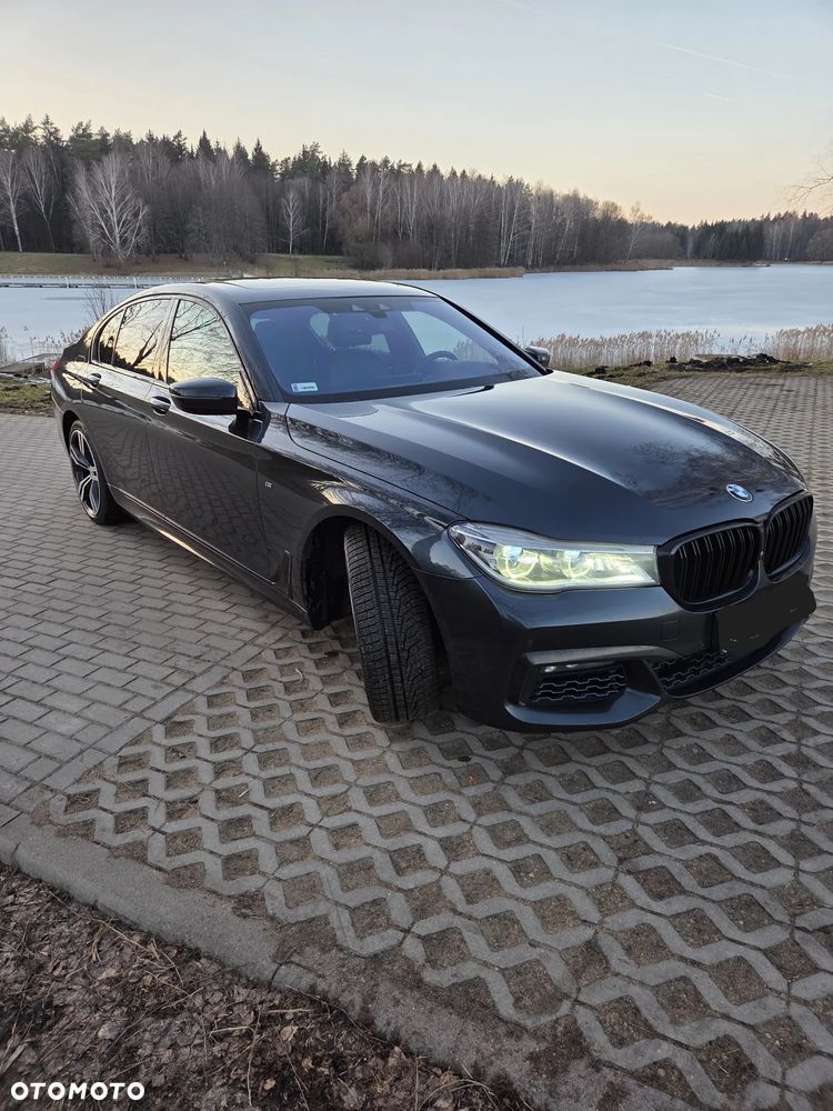 BMW Seria 7 - 1