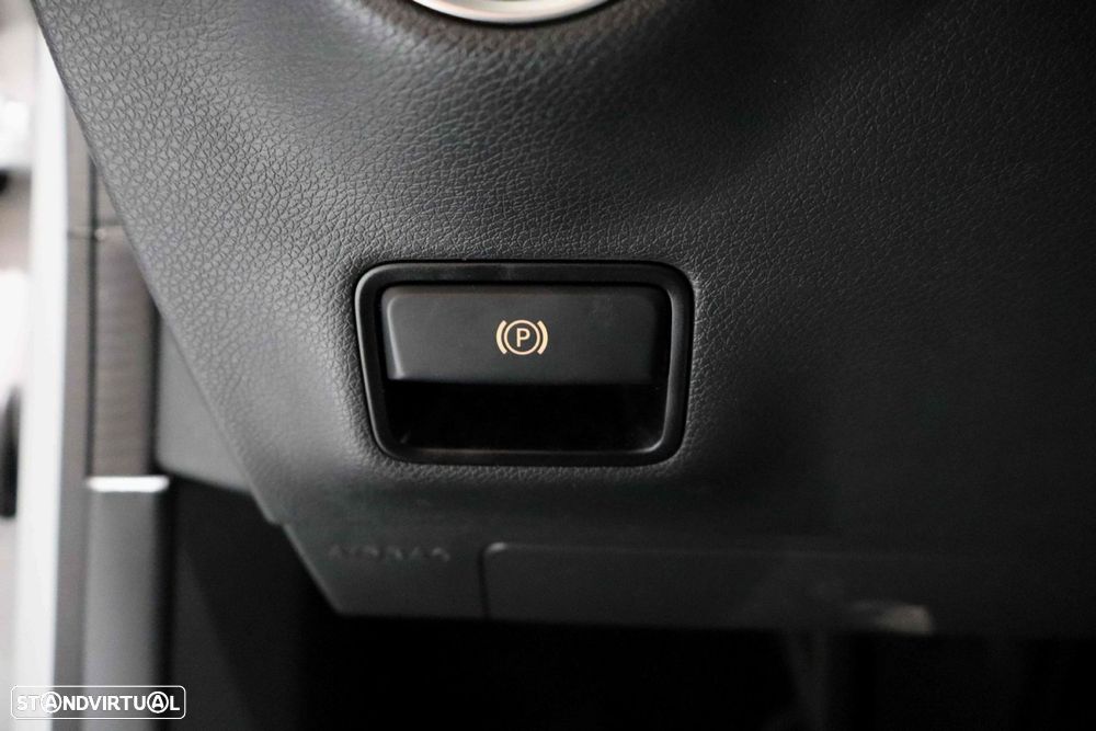 Mercedes-Benz CLA 180 d Shooting Brake Urban Aut. - 15
