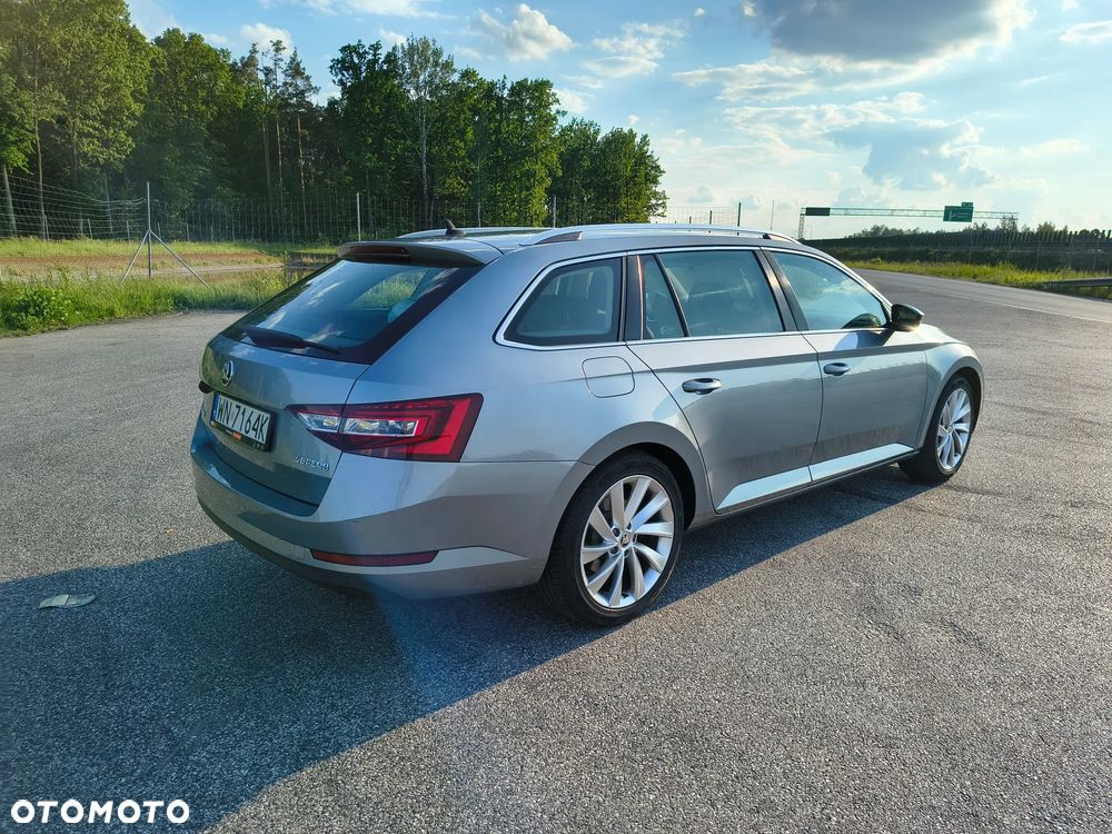 Skoda Superb 1.8 TSI Ambition - 10