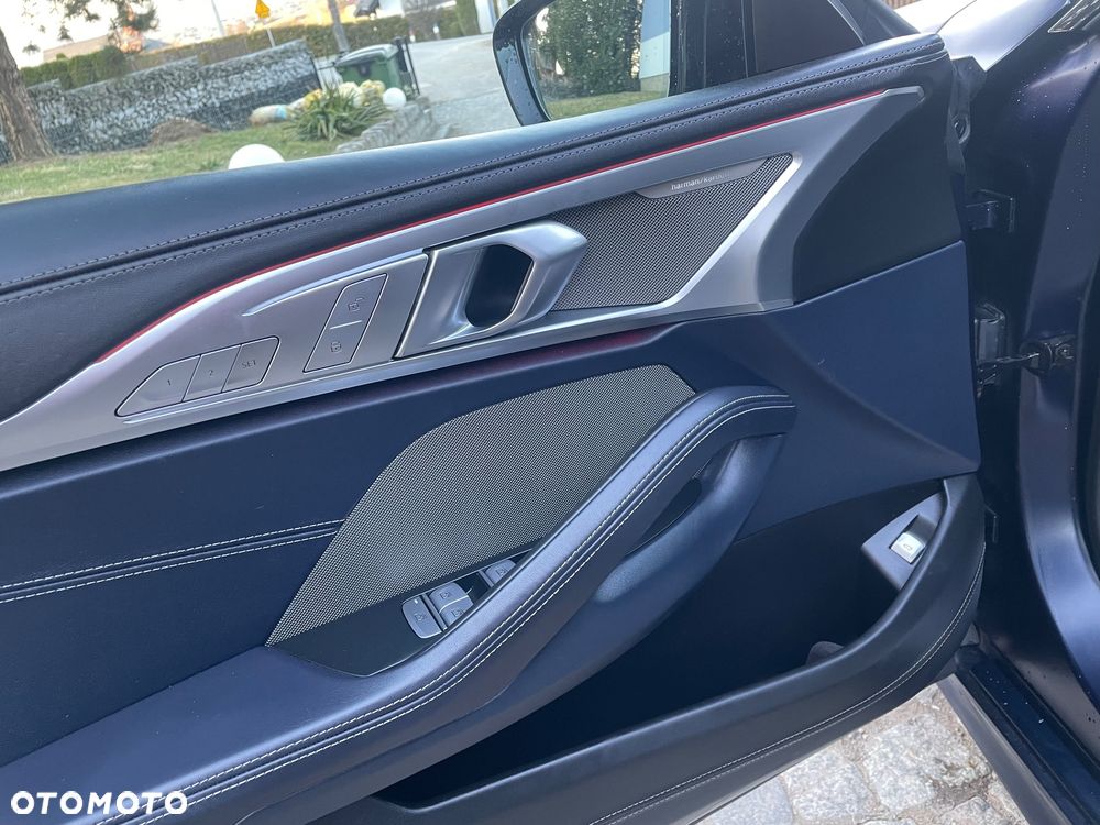 BMW Seria 8 - 25