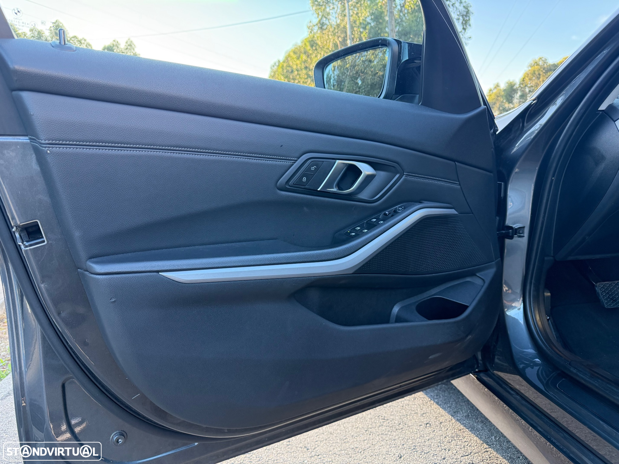 BMW 318 d Line Sport Auto - 14