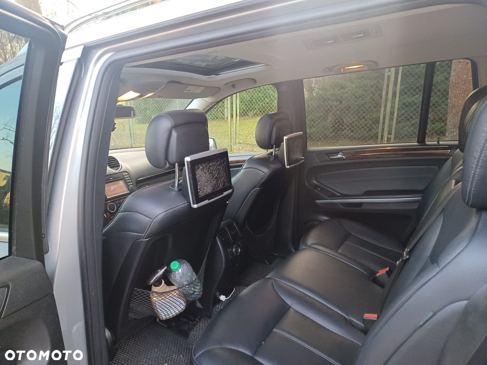 Mercedes-Benz GL 450 4Matic 7G-TRONIC Grand Edition - 11