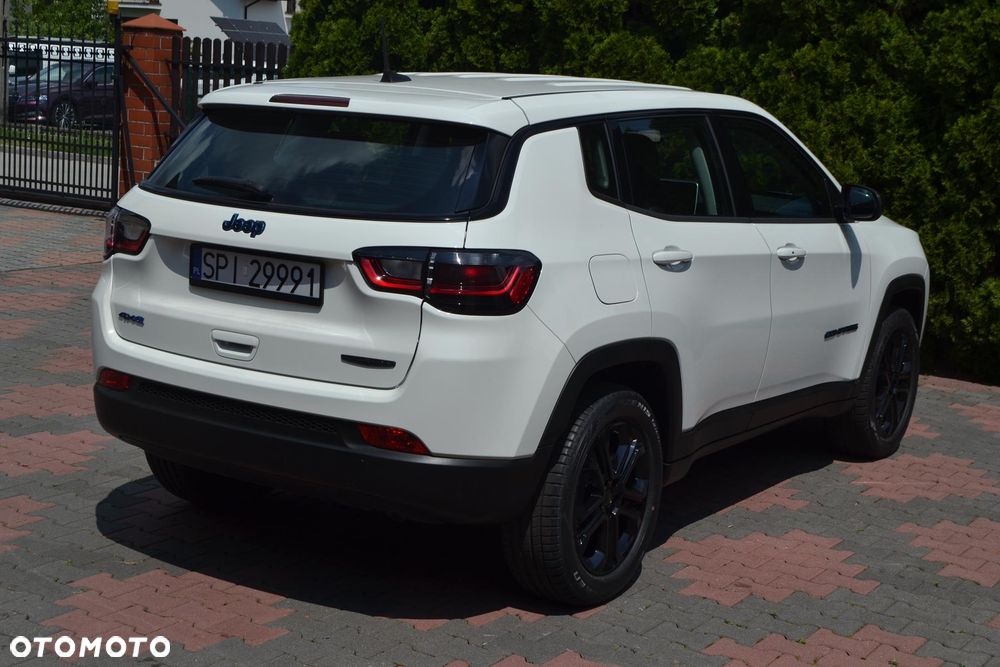 Jeep Compass - 2