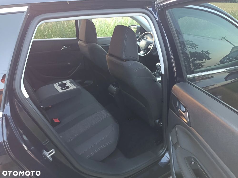 Peugeot 308 PureTech 130 GPF Stop & Start Tech Edition - 9