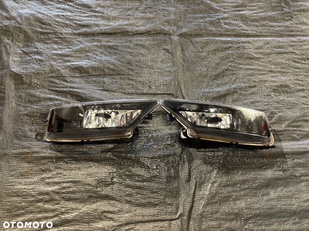 Vw Tiguan II 5NA halogen prawy lewy 5NA941700B 5NA941699B - 2