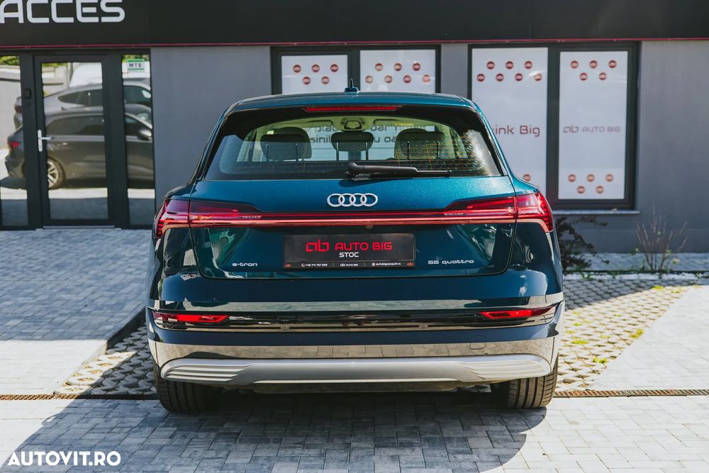 Audi e-tron - 13