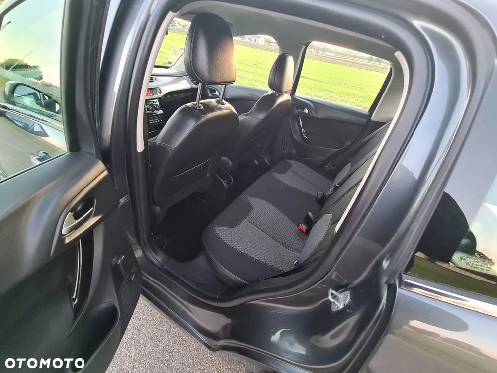 Citroën C3 1.2 PureTech Exclusive - 8