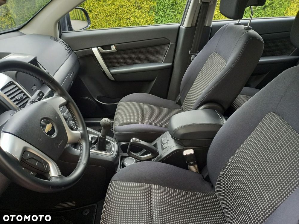 Chevrolet Captiva 2.0 d LS - 27