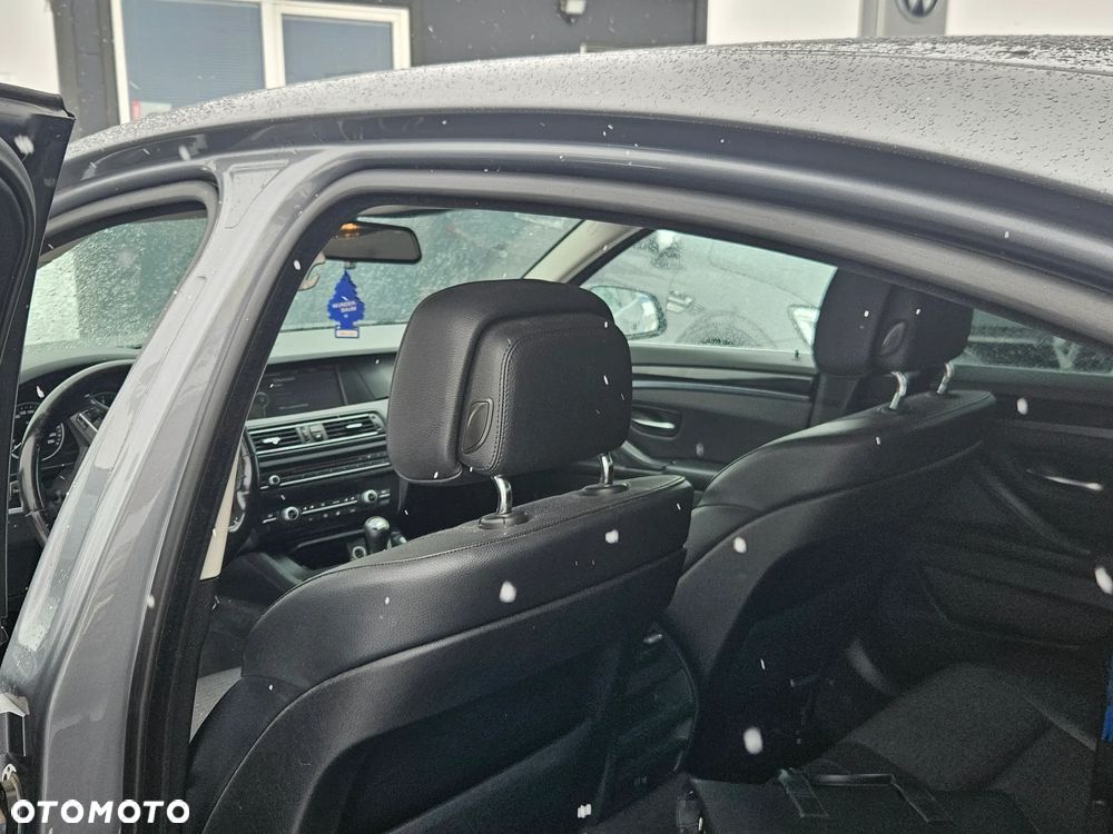 BMW Seria 5 520d Blue Performance - 7